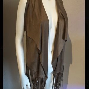 Women’s Vest w/ Fringe